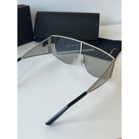 NEW Dolce Gabbana DG2305 Mirror Logo Shield Sunglasses - Picture 5 of 7